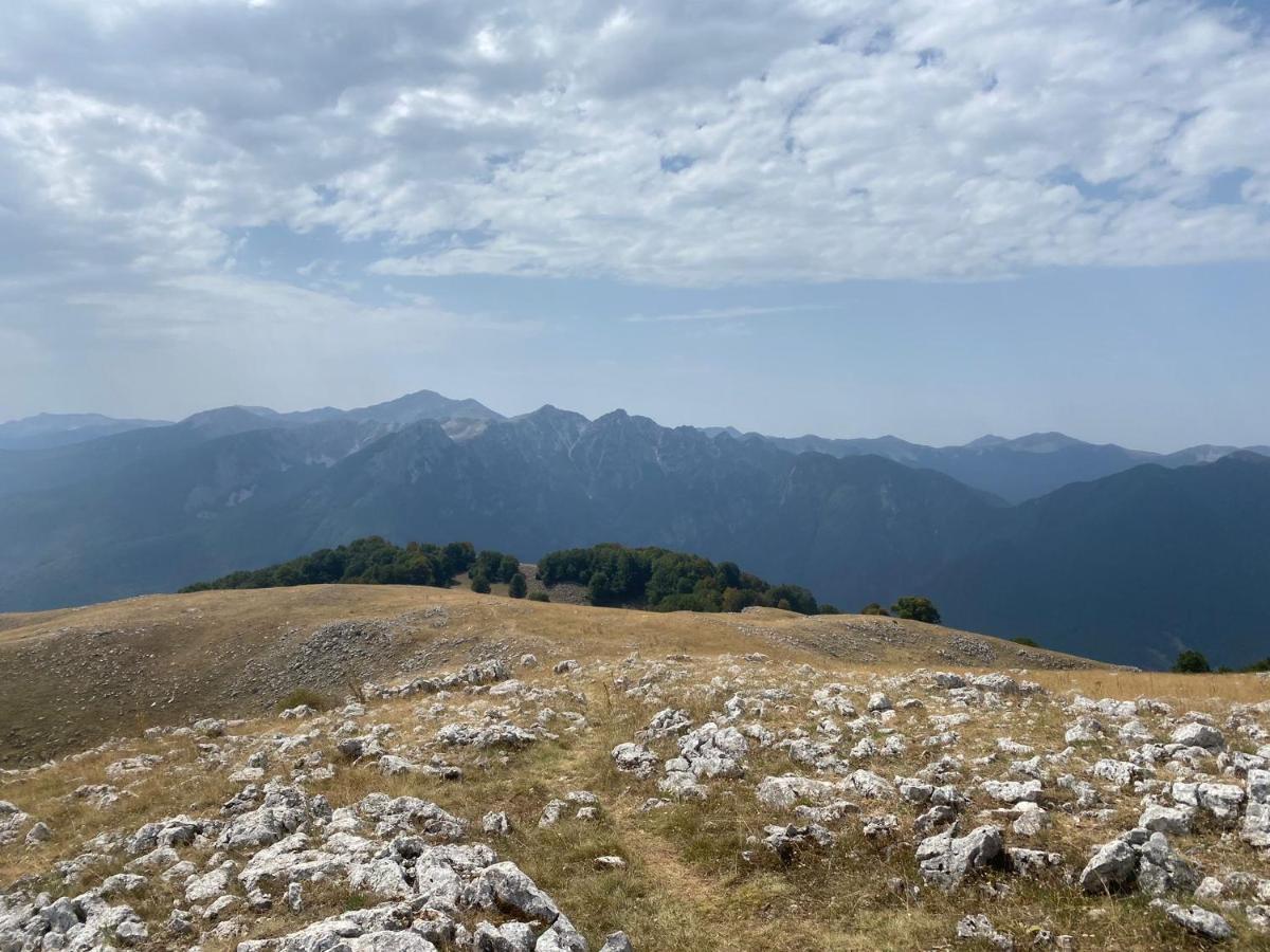 Casa Vacanze Al Castello Villetta Barrea Luaran gambar