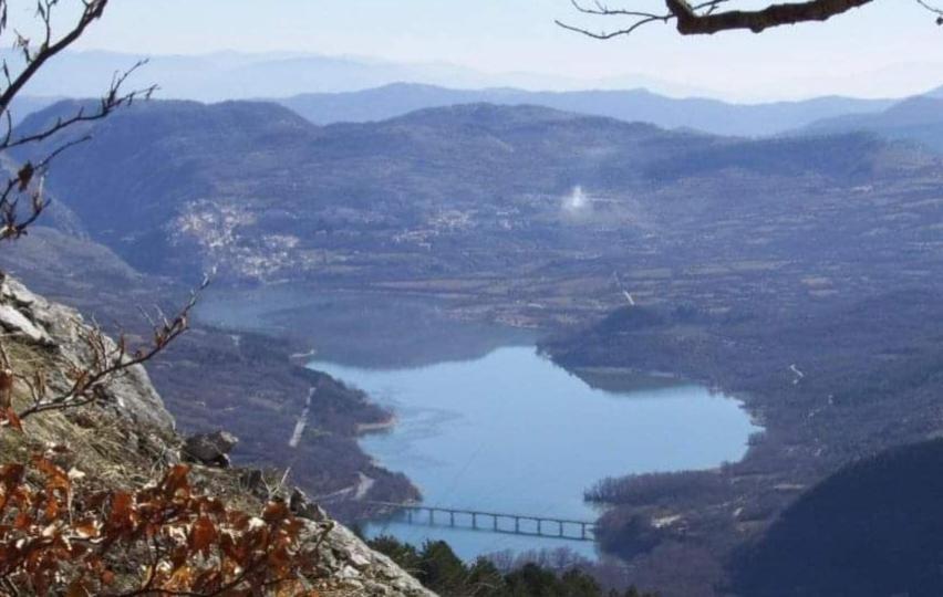Casa Vacanze Al Castello Villetta Barrea Bilik gambar